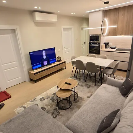 Liburna Azure 12 - Sea & Pine Escape Appartamento Golem (Tirana)