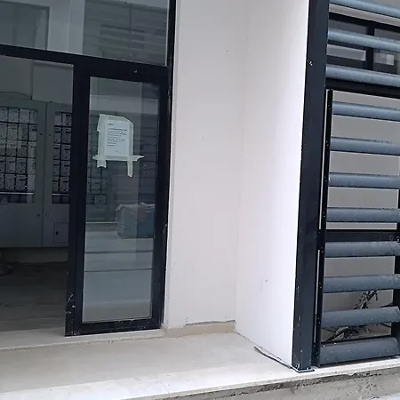 Liburna Azure 12 - Sea & Pine Escape Appartamento Golem (Tirana)